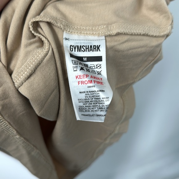 Tan gymshark tshirt - Picture 4 of 4